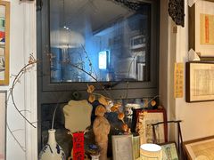 -邊城書店