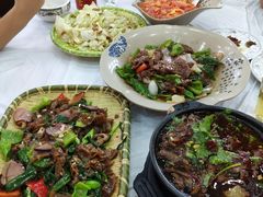 -余家庄肥肠鱼地方汤锅(银杏大道店)