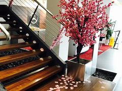 -上海汇之星奔驰4S店(浦东新店)