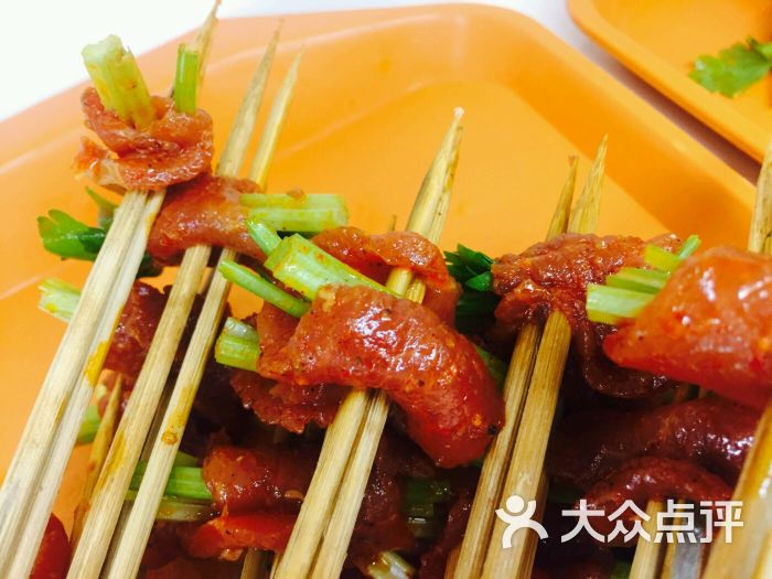 牛串丰火锅串串(春熙路银石广场店)芹菜牛肉图片 - 第32张
