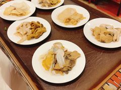 -天宜隆蘑菇宴火锅(石景山旗舰店)