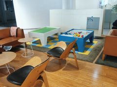 -杭州中沃沃尔沃4S店(滨江区店)