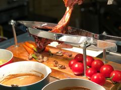 -亮马河饭店翠雅咖啡厅