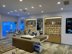 -三目眼镜·蔡司视觉合作店(青浦宝龙店)