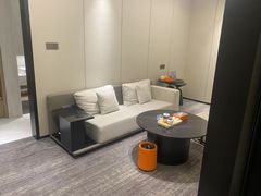 -雲宜贵宾舍酒店(深圳龙东地铁站店)