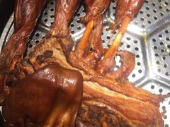 -赶海部落海鲜城(海阳路店)