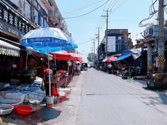 -芦潮港集贸市场