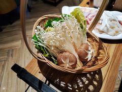 -同仁四季椰子鸡(海岸城天利店)