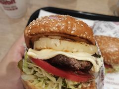 照烧凤梨汉堡-The Habit Burger Grill 哈比特汉堡(爱琴海店)