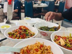 -红色湘菜馆(春风店)