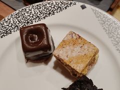 -西藏饭店·亚克·食光自助餐厅(文殊院店)