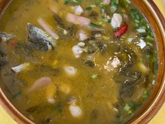 酸菜江团-胖大姐黄辣丁鱼庄(新津店)