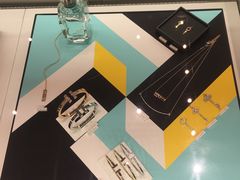 -Tiffany & Co.蒂芙尼
(广州太古汇店)