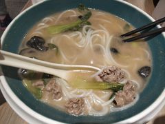 酸汤肥牛米线-咬不得高祖生煎·简餐(金逸影城店)