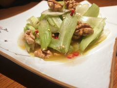 西芹桃仁-盐帮食坊•小河帮川菜(四川师大店)