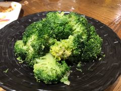 -彩蝶谷美食廊·粤式经典南番顺·铁板烧烤泰风味(广州长隆酒店)