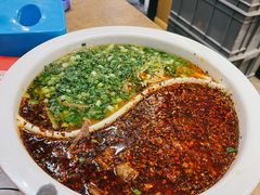 鸳鸯水煮牛肉-成都吃客(九眼桥店)