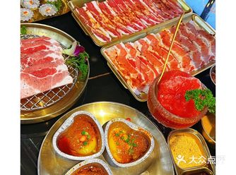 下班跟同事去吃烤肉 想着去最近挺的一酒一肉