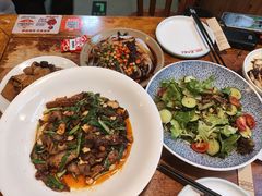 -老鼎万春卤菜(五代传承创始老店)