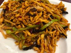 鱼香鸡丝-桃子餐厅·天津菜(红星路直营店)