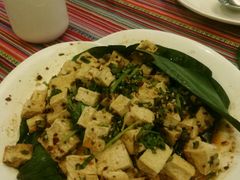 -香巴拉云南餐厅(华莱坞店)