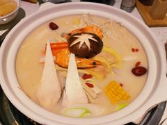 -三人行骨头王火锅(长寿店)