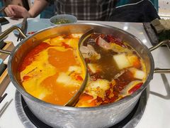 猪手鸳鸯锅-小街猪手(团结湖店)
