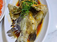 -四川小胡子海鲜(丁村万人海鲜广场店)