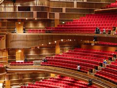 -交通银行前滩31演艺中心