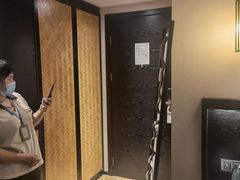 -深圳罗湖东门步行街亚朵X酒店