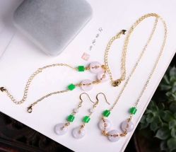 -北京七彩云南翡翠珠宝旗舰店(月坛店)