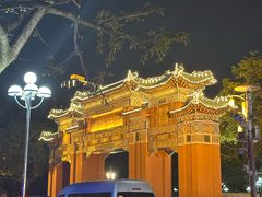 -观音桥步行街