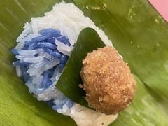 -莫定标娘惹糕点