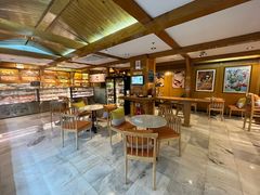 用餐区-丽都DELICATESSEN熟食店