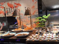 -雍容荟帝王蟹活龙虾展台自助(IFS黑金店)