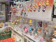 -泡泡玛特POPMART(侨福芳草地店)