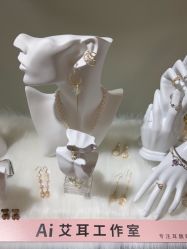 -AI艾耳·专业手工耳洞·穿孔美学馆