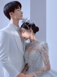 -第一夫人婚纱摄影(南京店)