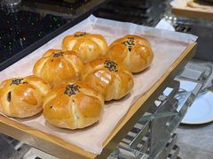 -昆山裕元花园酒店·温莎西餐厅