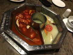 -佬土鹅肠火锅(中建大观店)