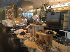-圣丰索菲特·2 On 988 Café 自助餐厅