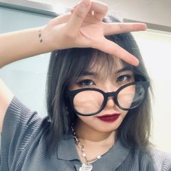 -苑苑发型设计