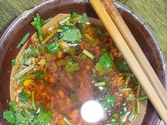 -黄潇洒老火锅(九眼桥宏济巷店)