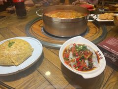 -亮欢寨酸汤鱼(沙冲路店)