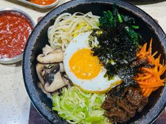 猪肉石锅拌饭-东门韩国烤肉·韩国料理(烟台朝阳街店)