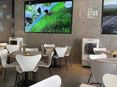 大堂-野萃山·潮汕厚果汁(十亩地店)