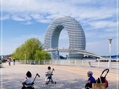 -湖州太湖旅游度假区-月亮广场