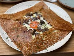 鸡蛋蘑菇熏肉荞麦可丽饼-RAC BAR(安福路店)