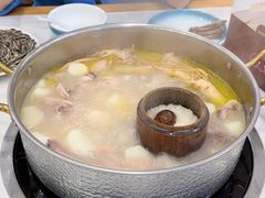 -朴小妹人参鸡汤火锅(长白山万达店)