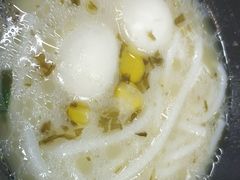 -灵芝妹子海鲜米线(香炉礁山姆店)